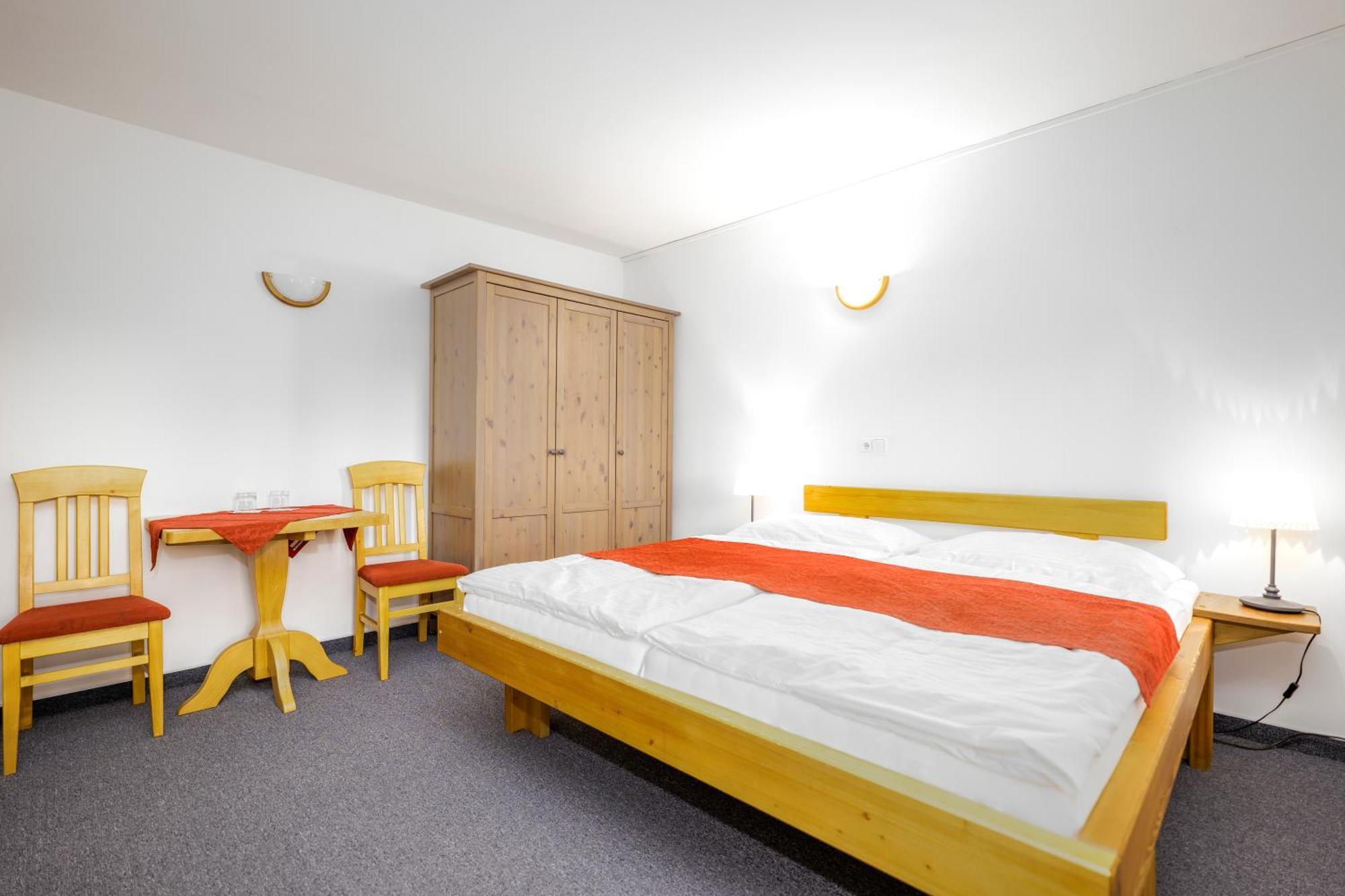 Hotel Leyla フリンブルク エクステリア 写真