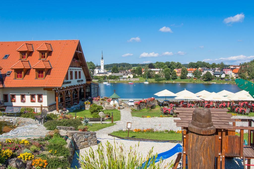Hotel Leyla フリンブルク エクステリア 写真