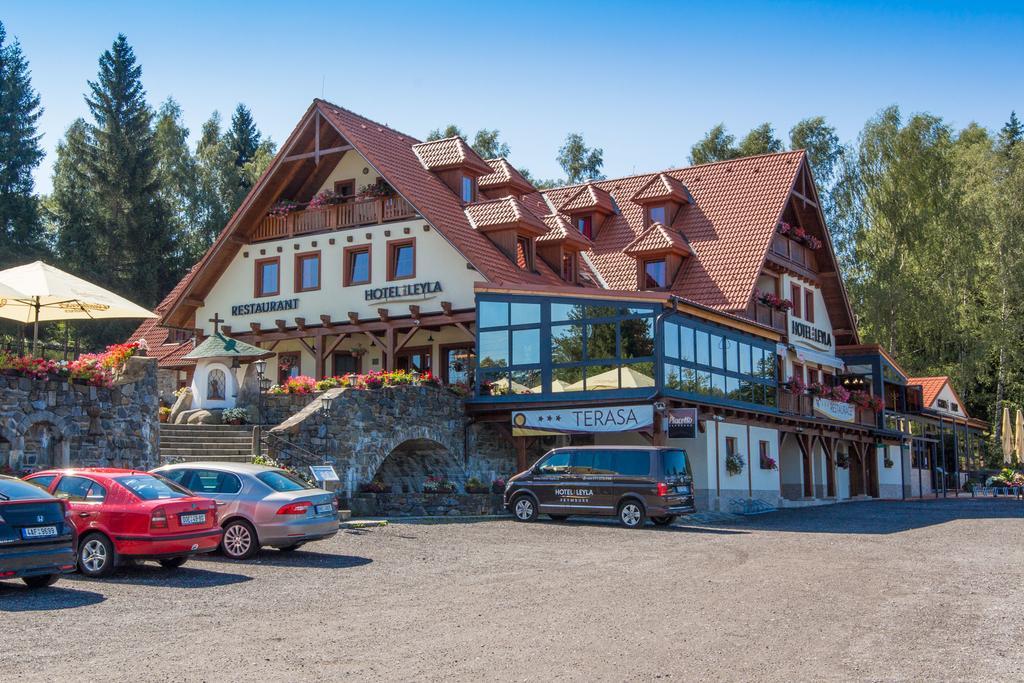 Hotel Leyla フリンブルク エクステリア 写真